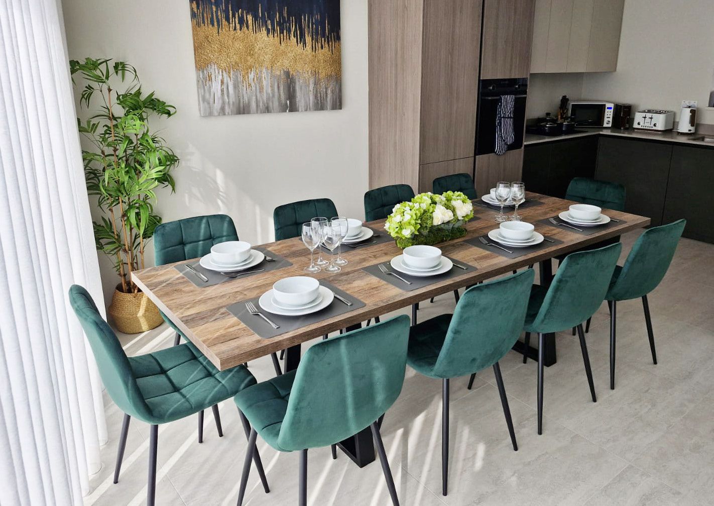 Kitchen island with pendant lighting
